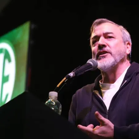 Rodolfo Aguiar cruzó a Alejandra Monteoliva por la represión de esta tarde en Congreso