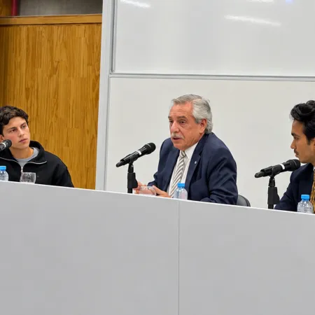 Alberto Fernández en la Di Tella: lo que Milei advirtió en 2018 sobre esa universidad