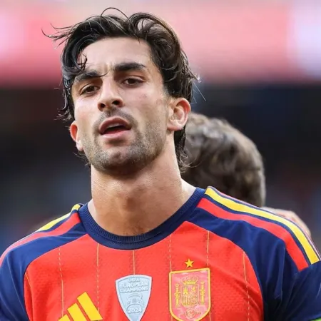 De eliminar a Argentina en el Mundial a posar en bóxers: lo último de Fernan Torres