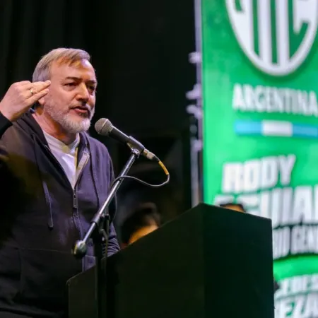 Aguiar redobla la apuesta: quiere retirar a Sturzenegger y ATE marchará a Olivos