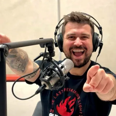 Quién es Nacho Bulián, el humorista que recibió su primera nominación a los Martín Fierro de Radio