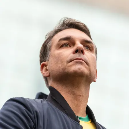 Flávio Bolsonaro y el caso Alcazar: qué investiga la Policía Federal de Brasil