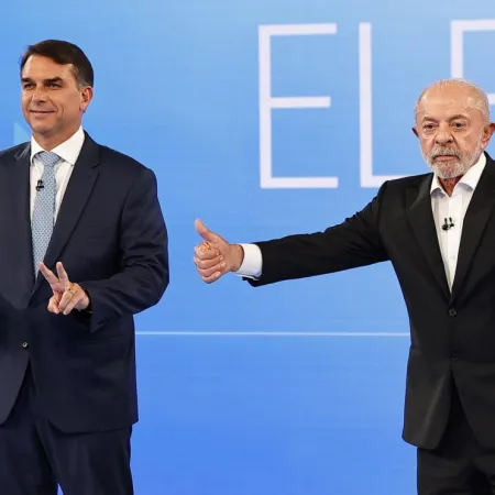 Lula o Flávio Bolsonaro: qué famosos brasileños apoyan a cada candidato