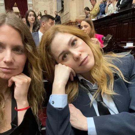 La jugada de una diputada LLA por Flávio Bolsonaro en el Congreso: "Lawfare"
