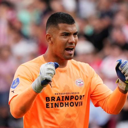Walter Benítez, el arquero que se quedó sin Mundial y hoy brilla en la Premier League