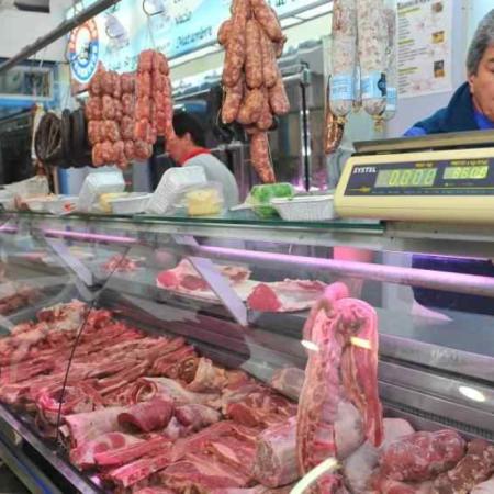 La semana del agro, con la mira en los precios de la carne y el escándalo del INMY