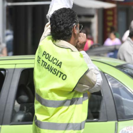 Córdoba: un inspector de Tránsito detenido por balear una casa por una presunta deuda
