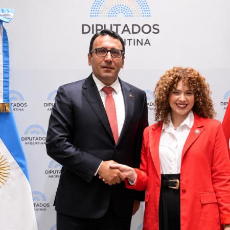 Argentina y Azerbaiyán abren una nueva etapa de cooperación impulsada por Lourdes Arrieta