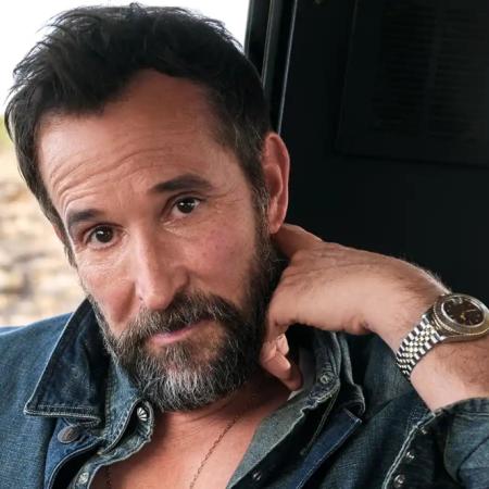 Noah Wyle, la estrella de The Pitt, elegido como el Hombre más sexy por la revista People