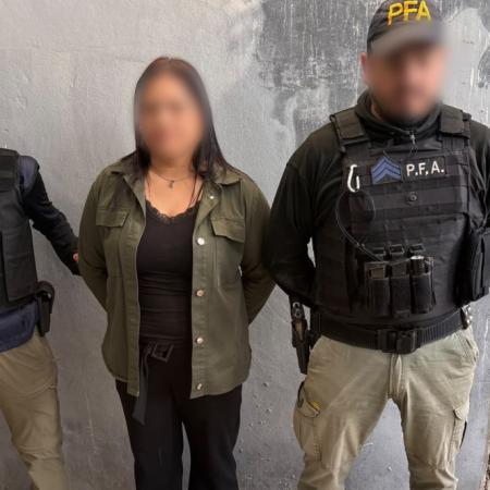 Robaban celulares en colectivos con la modalidad piraña: la denuncia de una periodista permitió descubrir la banda