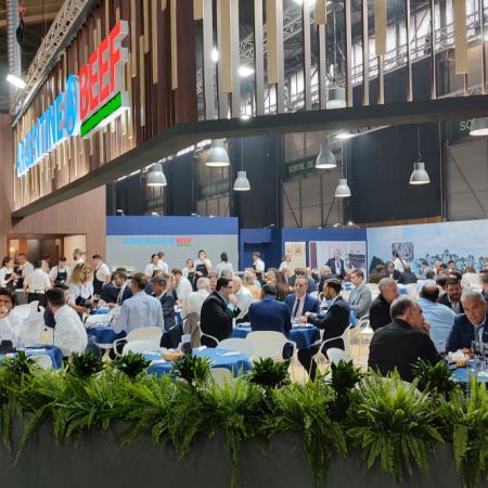 Carne vacuna: Argentina llega a París con una oportunidad comercial y nuevos desafíos