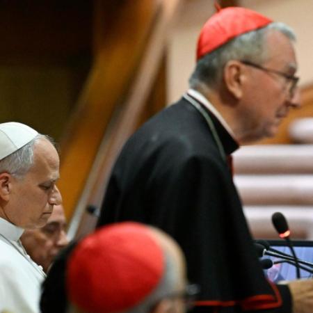 León XIV: Parolin condiciona su viaje a Argentina a la evaluación médica