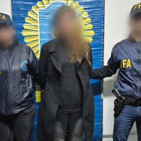 Escapó de la Policía y arrojó casi 19 kilos de droga en la ruta