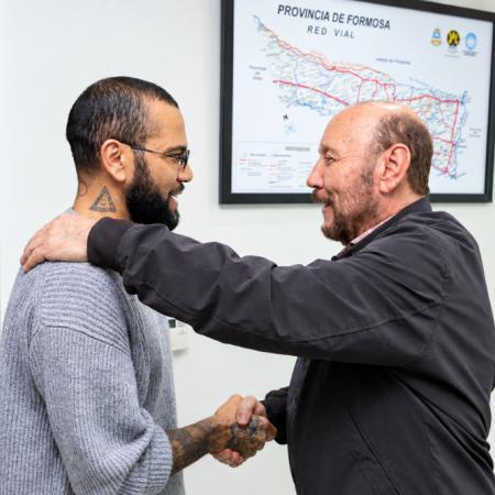 Gildo Insfrán recibió a Dani Alves en Formosa: el motivo que dio el gobernador