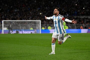 Argentina empezó con un triunfo su viaje al próximo mundial