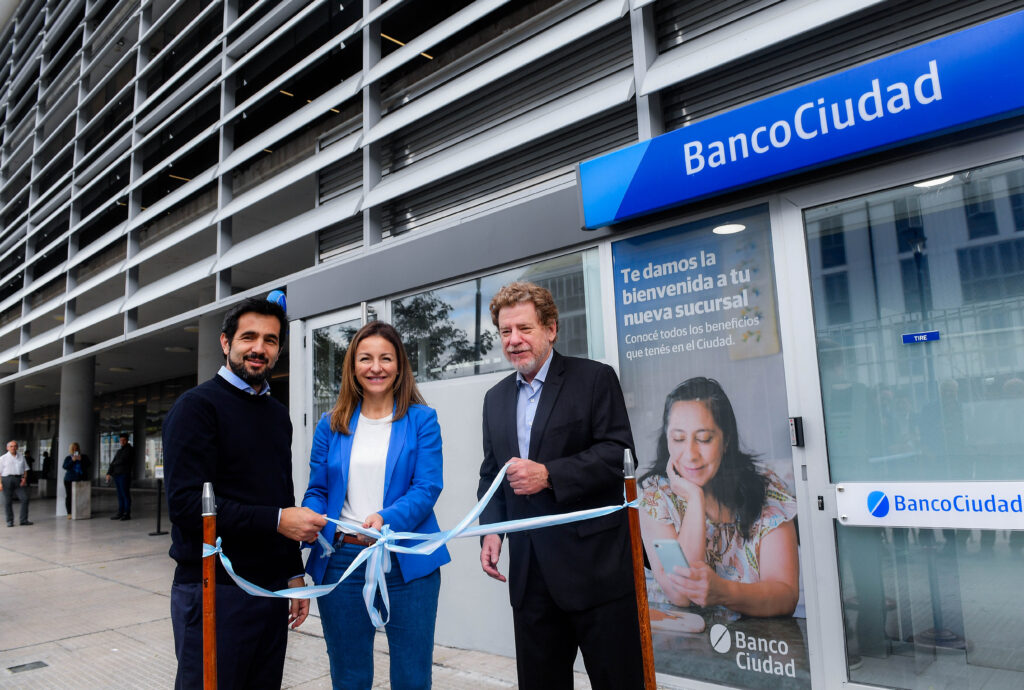 El Banco Ciudad abrió su primera sucursal en la exVilla 31
