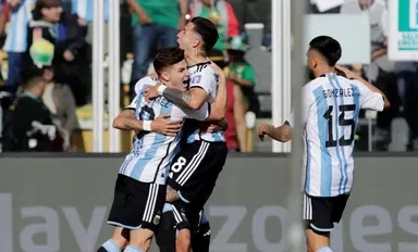 Argentina 3 vs. Bolivia 0, sin Messi y en la altura de La Paz