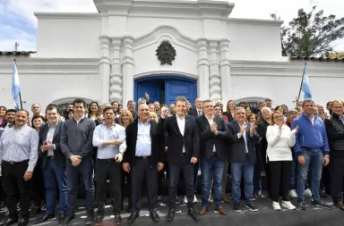 Massa relanzó la campaña desde Tucumán