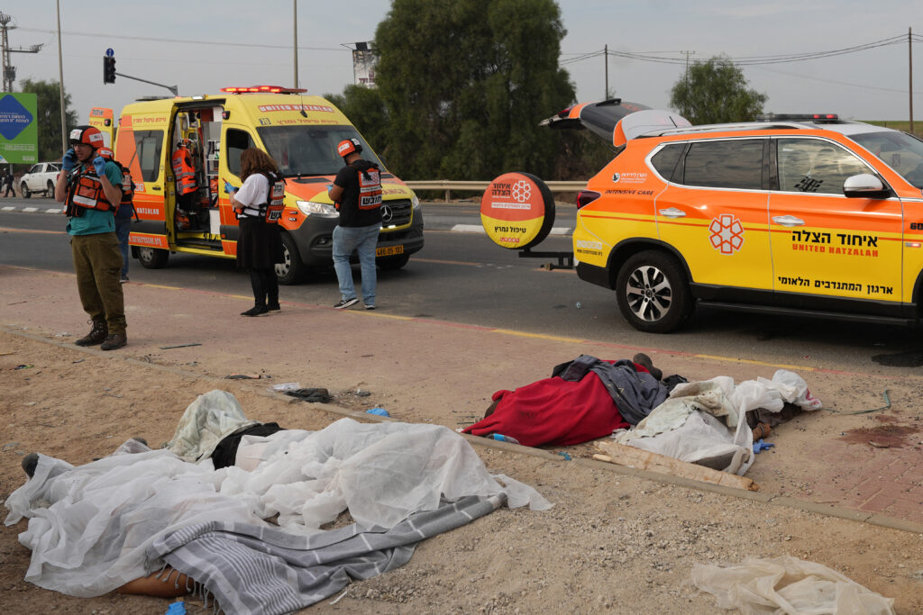 Crisis en Medio Oriente: Israel retoma control en el sur y ya se registran más de 1.100 muertos