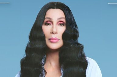 Cher presentó su primer álbum navideño 'Christmas'