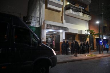 Operativos antidrogas en Constitución y Palermo: allanan dos hoteles y detienen a seis narcos