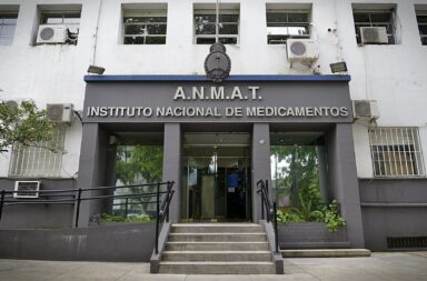 La ANMAT prohibió la venta y uso de dos medicamentos de un laboratorio