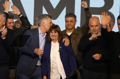 Bullrich cierra su campaña en Lomas de Zamora