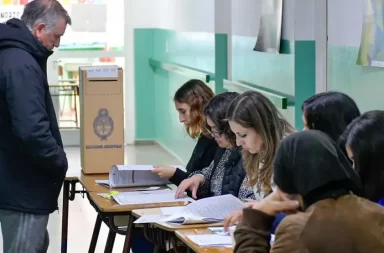 Fiscalía electoral porteña abrió actuaciones por violación de veda en redes y del secreto de voto
