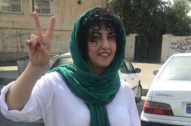 Otorgan el premio Nobel de la Paz 2023 a Narges Mohammadi, condenada en Irán a 31 años de prisión