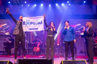 La Fundación Empujar celebró su décimo aniversario con un recital lleno de estrellas musicales y emoción