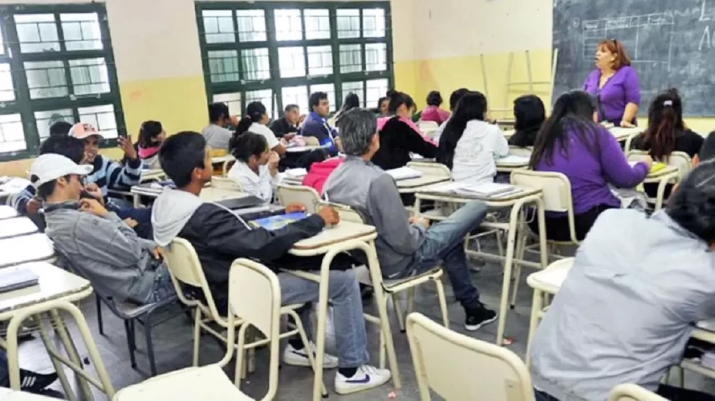 Pruebas PISA 2022: en Argentina 7 de cada 10 alumnos no saben resolver problemas básicos de Matemática