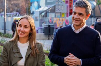 Jorge Macri y Clara Muzzio juran como jefe y vicejefa del Gobierno porteño en la Legislatura