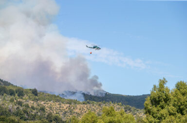 El incendio en el Parque Nacional Los Alerces ya afecta más de 1.000 hectáreas