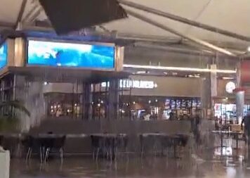Video | Se inundó el shopping Alto Avellaneda por el temporal