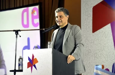 Jorge Macri anunció en la feria del libro una serie de medidas para promover la cultura