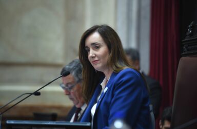 Victoria Villarruel defendió el aumentó a los senadores